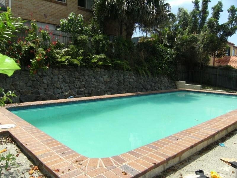 61 Eugaree Street, Southport QLD 4215