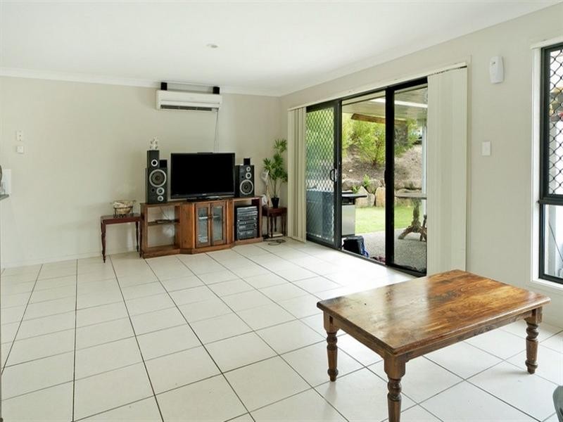 11 Treeline Circuit, Upper Coomera QLD 4209