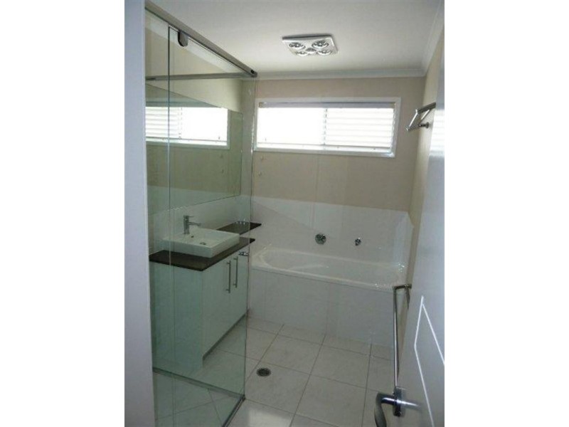 Pacific Pines QLD 4211
