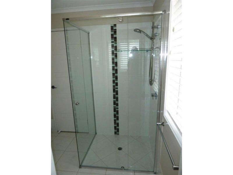 Pacific Pines QLD 4211