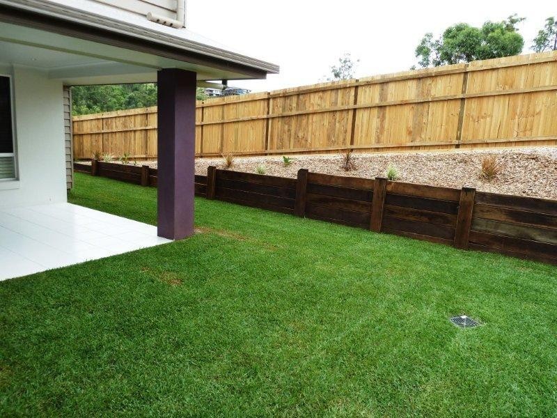 Pacific Pines QLD 4211