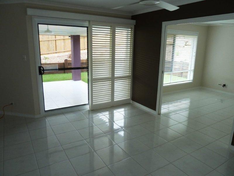 Pacific Pines QLD 4211