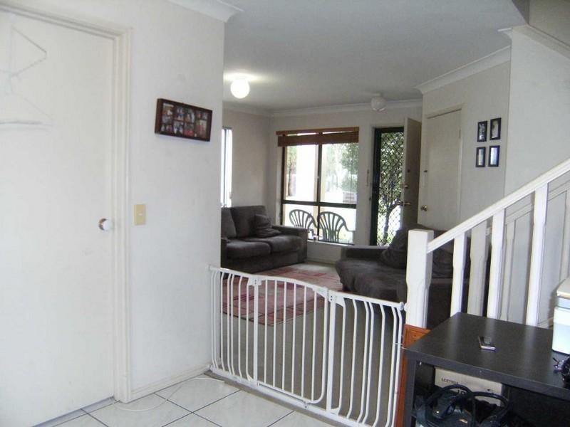 24/156 Greenacre Drive, Arundel QLD 4214