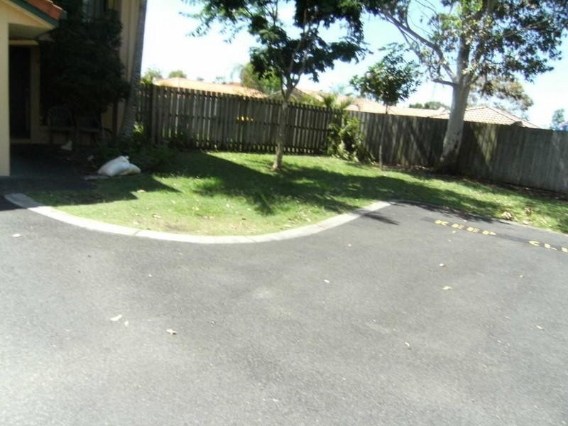 24/156 Greenacre Drive, Arundel QLD 4214