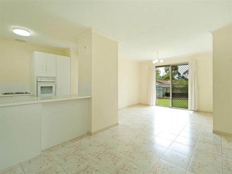 17 Western Way, Oxenford QLD 4210