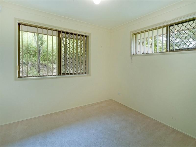 17 Western Way, Oxenford QLD 4210