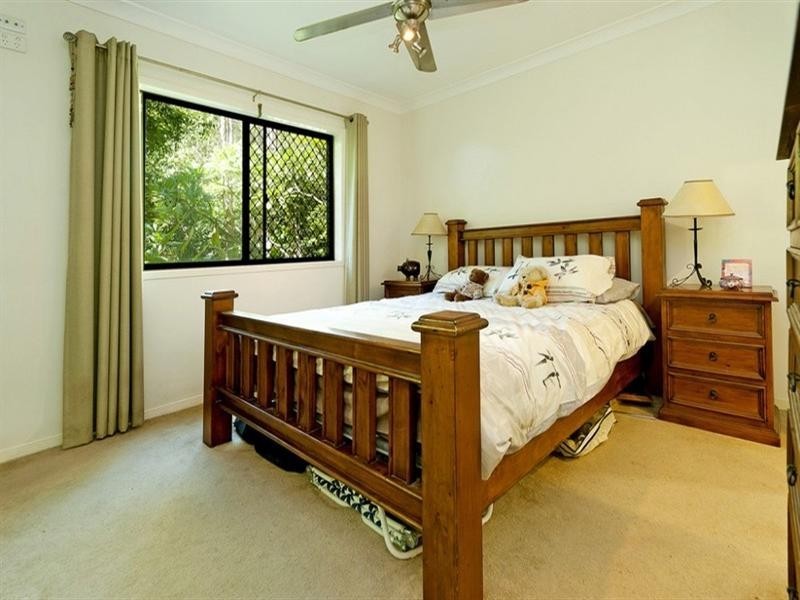 14 Woodford Road, Helensvale QLD 4212