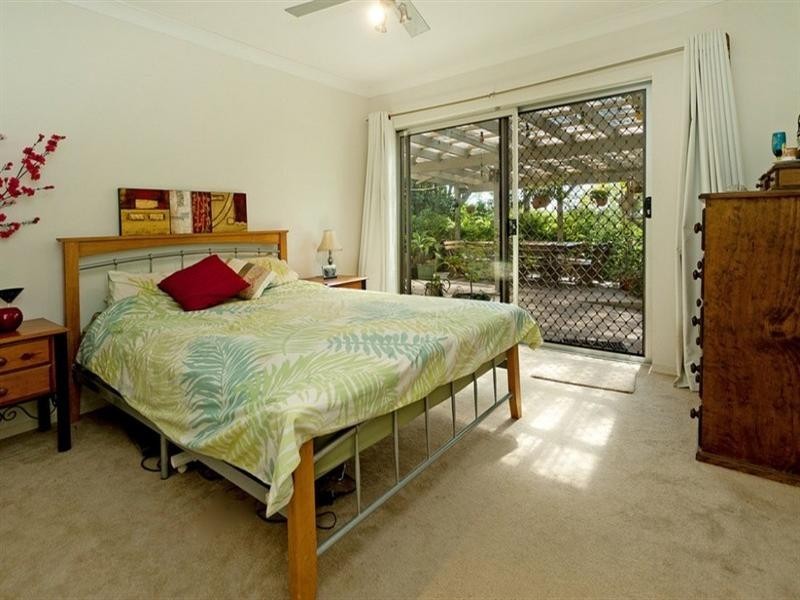 14 Woodford Road, Helensvale QLD 4212