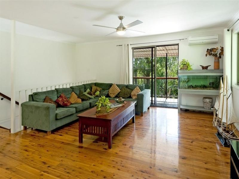 14 Woodford Road, Helensvale QLD 4212