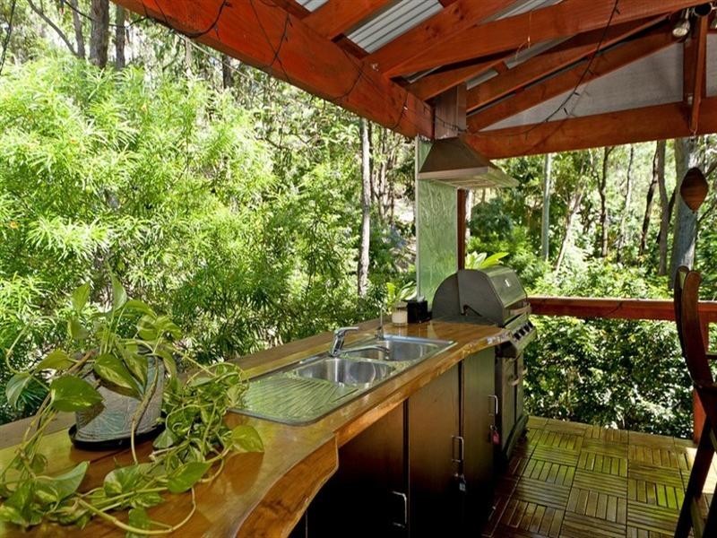 14 Woodford Road, Helensvale QLD 4212