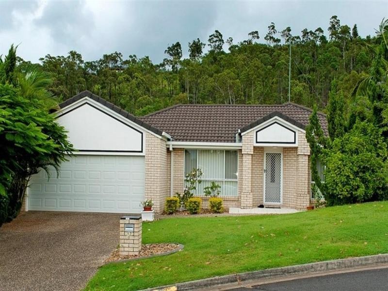 12 Malekula Rise, Pacific Pines QLD 4211