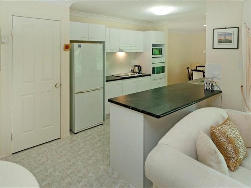 12 Malekula Rise, Pacific Pines QLD 4211