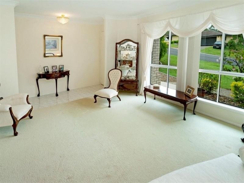 12 Malekula Rise, Pacific Pines QLD 4211