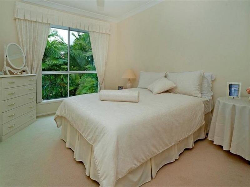 12 Malekula Rise, Pacific Pines QLD 4211