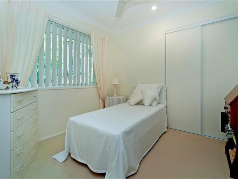 12 Malekula Rise, Pacific Pines QLD 4211