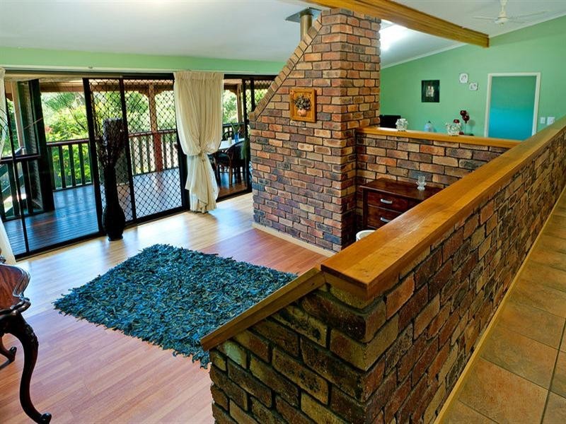 12 Nowra Court, Helensvale QLD 4212