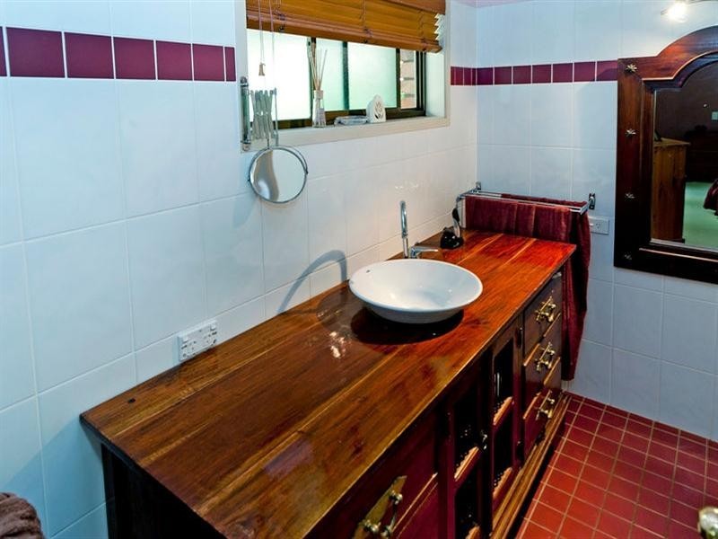 12 Nowra Court, Helensvale QLD 4212