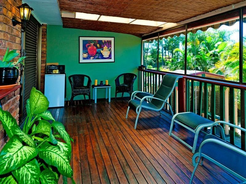 12 Nowra Court, Helensvale QLD 4212