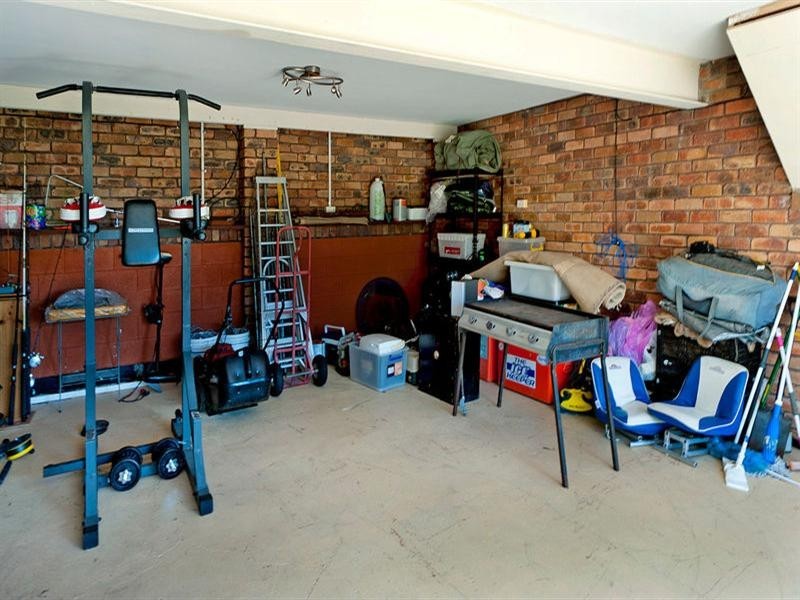 12 Nowra Court, Helensvale QLD 4212