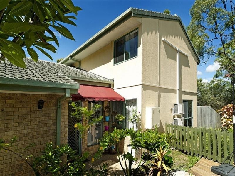 1052/6 Crestridge Crescent, Oxenford QLD 4210