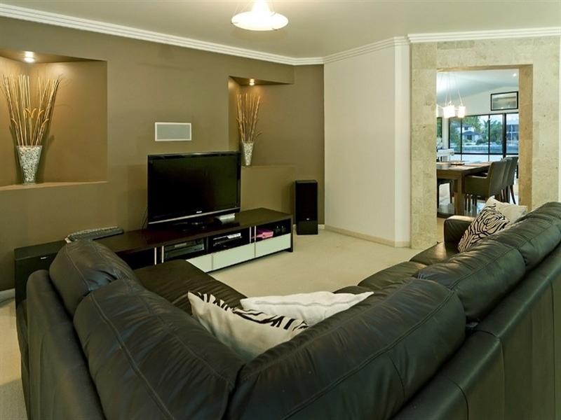 10 The Peninsula, Helensvale QLD 4212