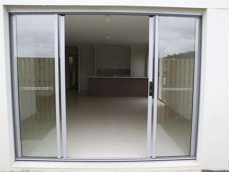 Pacific Pines QLD 4211