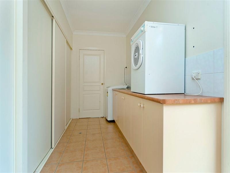 3154 Riverleigh Drive, Hope Island QLD 4212