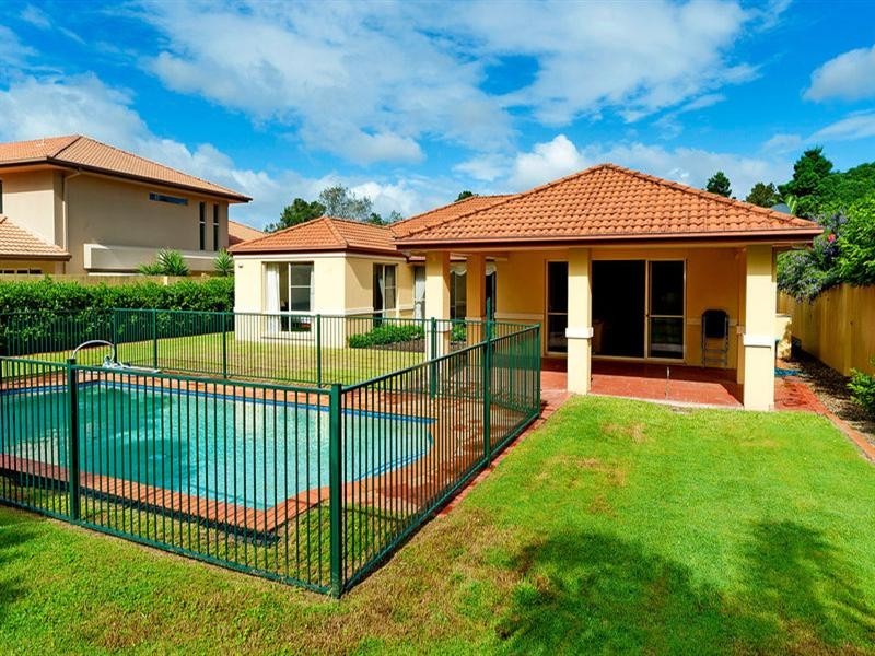 3154 Riverleigh Drive, Hope Island QLD 4212