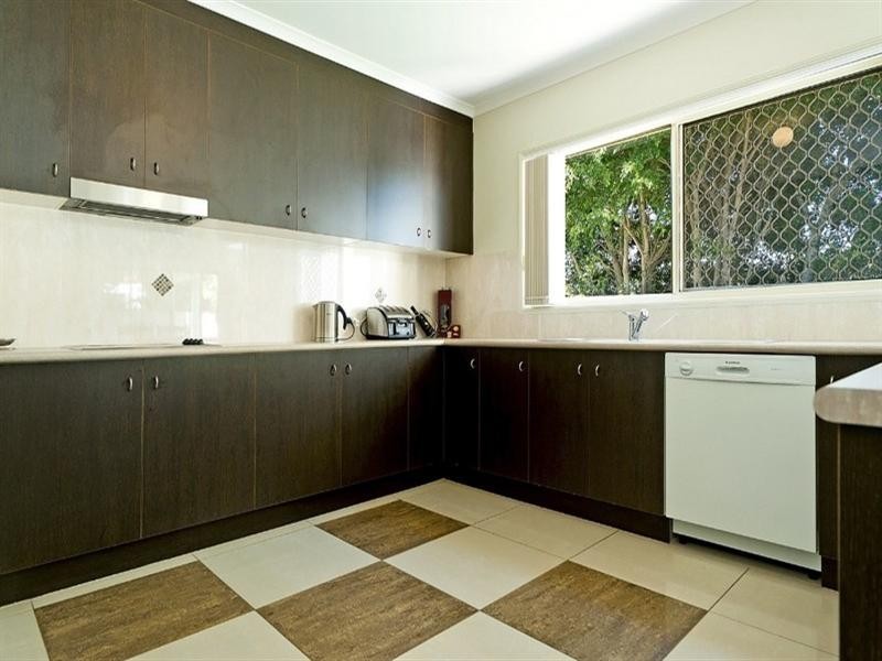 25 The Close, Helensvale QLD 4212