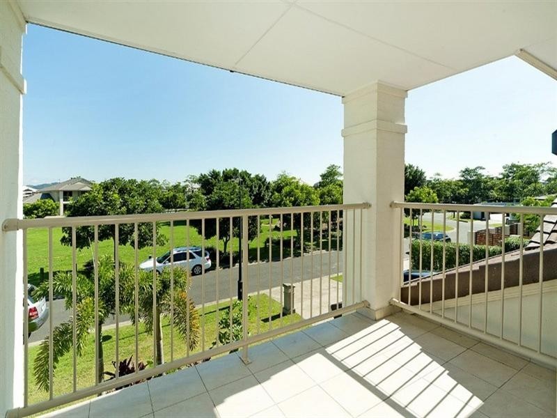 25 The Close, Helensvale QLD 4212