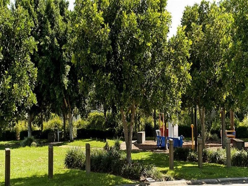 25 The Close, Helensvale QLD 4212