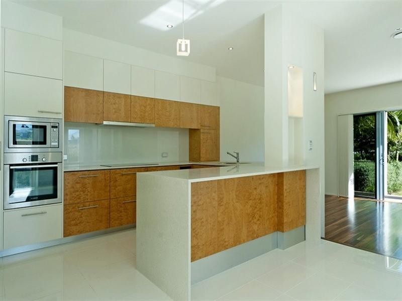 2/7006 Vista Drive, Benowa QLD 4217