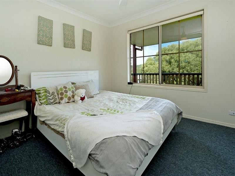 13 Henderson Rise, Pacific Pines QLD 4211