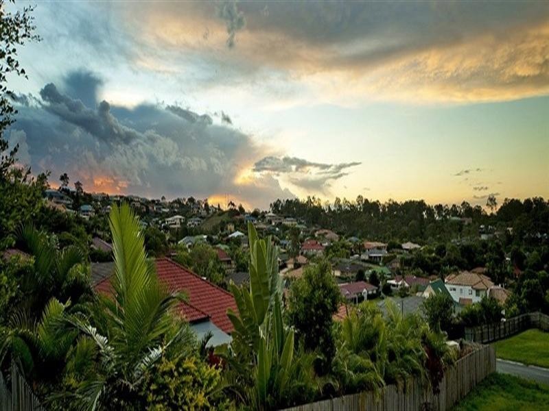 23 Yarwood Crescent, Ormeau QLD 4208