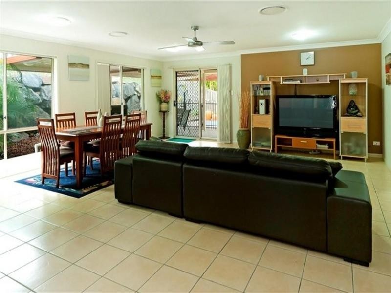 30 McRae Circuit, Pacific Pines QLD 4211