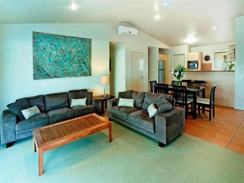 18 Riverbrooke Drive, Upper Coomera QLD 4209