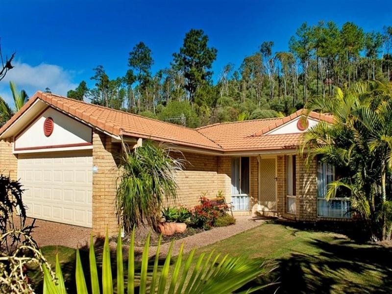 12 Moorea Court, Pacific Pines QLD 4211