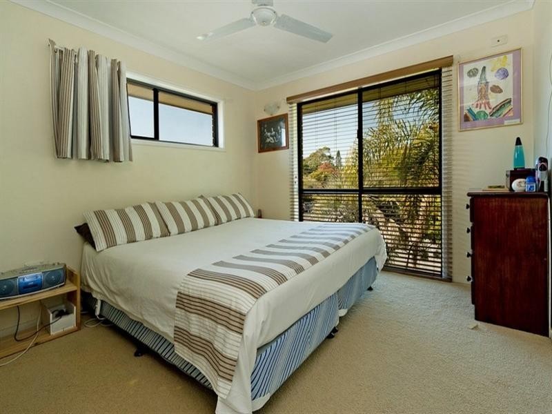 23 California Drive, Oxenford QLD 4210