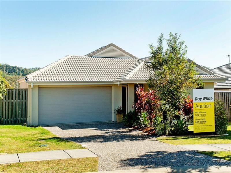 5 Taske Rise, Pacific Pines QLD 4211