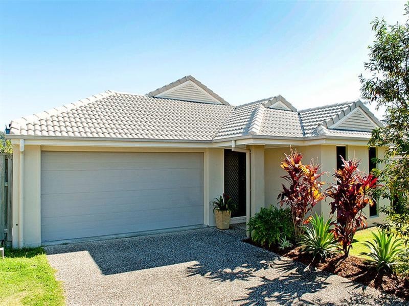 5 Taske Rise, Pacific Pines QLD 4211