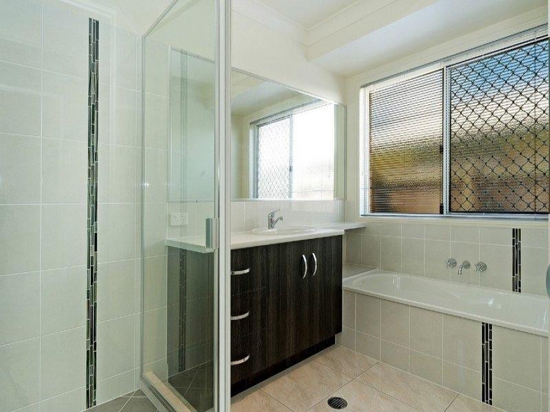 7 Sulzberger Court, Flinders View QLD 4305