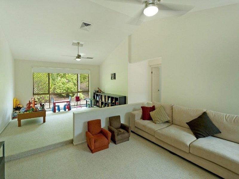 45 Rivertree Avenue, Helensvale QLD 4212