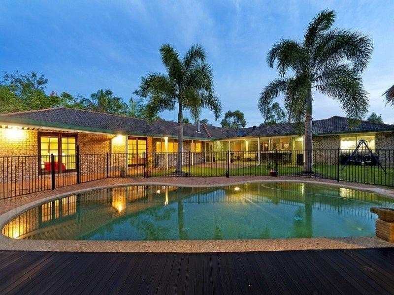 45 Rivertree Avenue, Helensvale QLD 4212