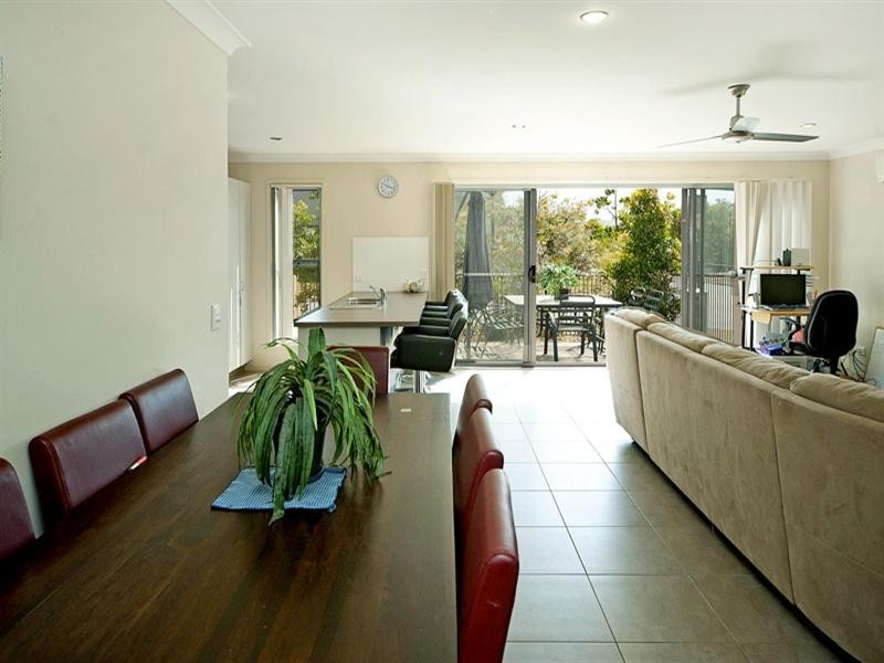 18 Moonlight Lane, Coomera QLD 4209