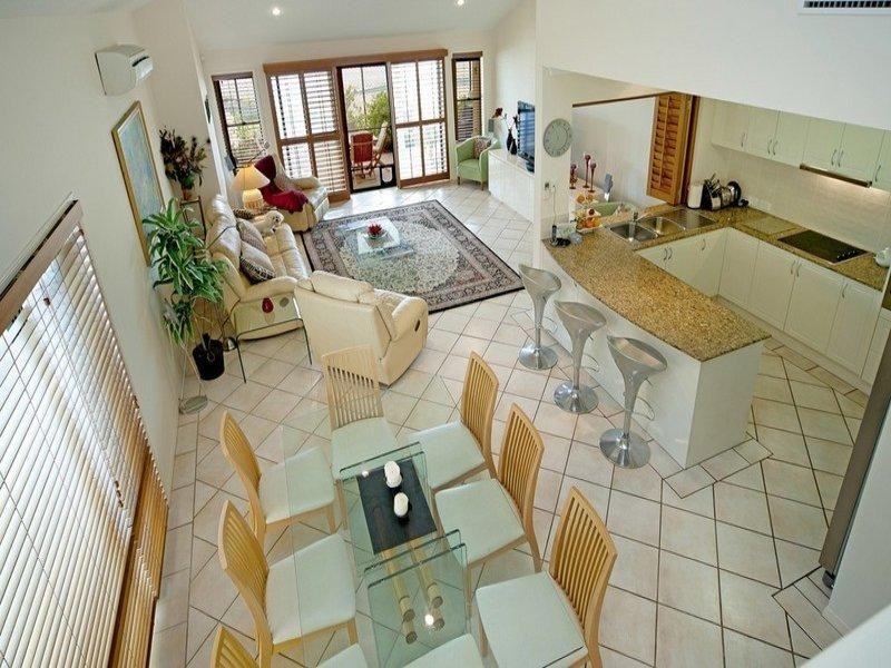 34/38 Caseys Road, Hope Island QLD 4212