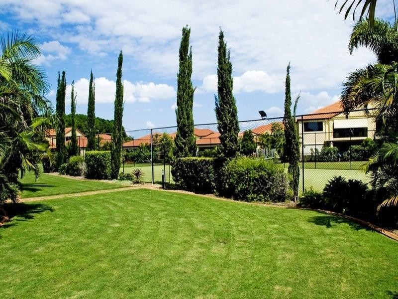 34/38 Caseys Road, Hope Island QLD 4212