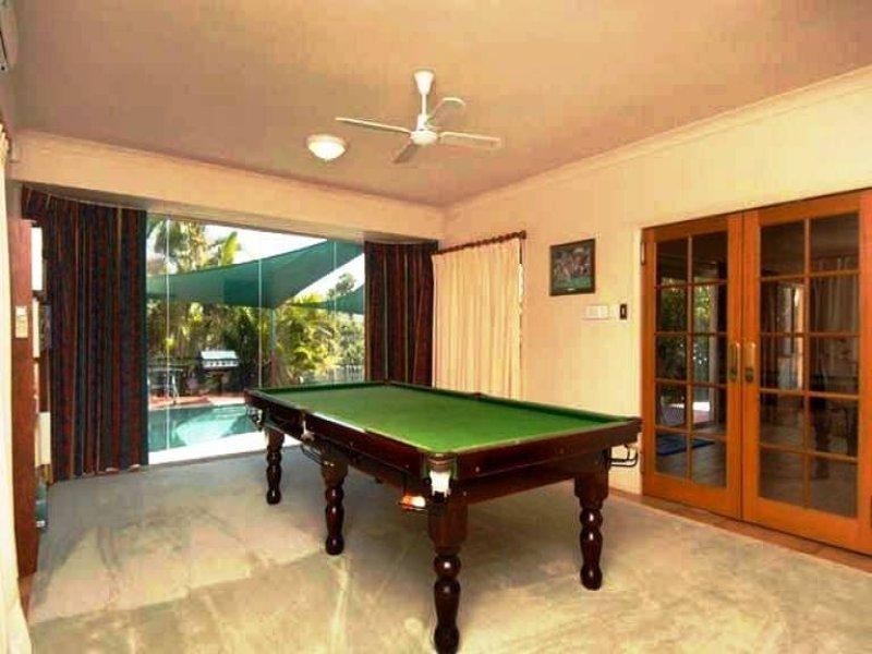 6 Gibraltar Drive, Isle Of Capri QLD 4217