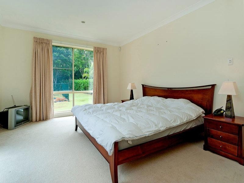 3154 Riverleigh Drive, Hope Island QLD 4212