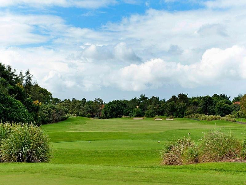 3154 Riverleigh Drive, Hope Island QLD 4212