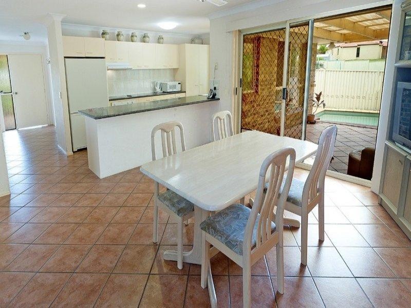 22 Marilyn Monroe Court, Parkwood QLD 4214